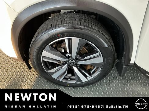 Used 2023 Nissan Rogue SL w/ SL Premium Package FWD image 46