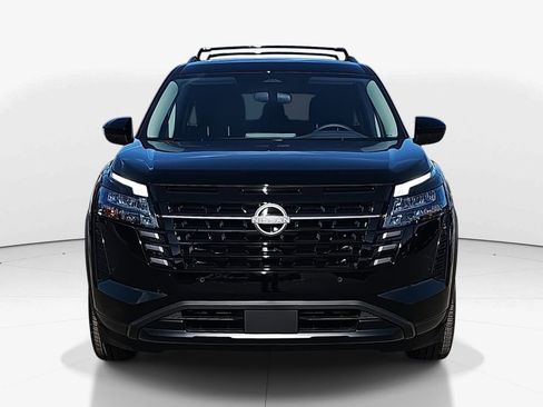 New 2026 Nissan Pathfinder Platinum FWD image 10
