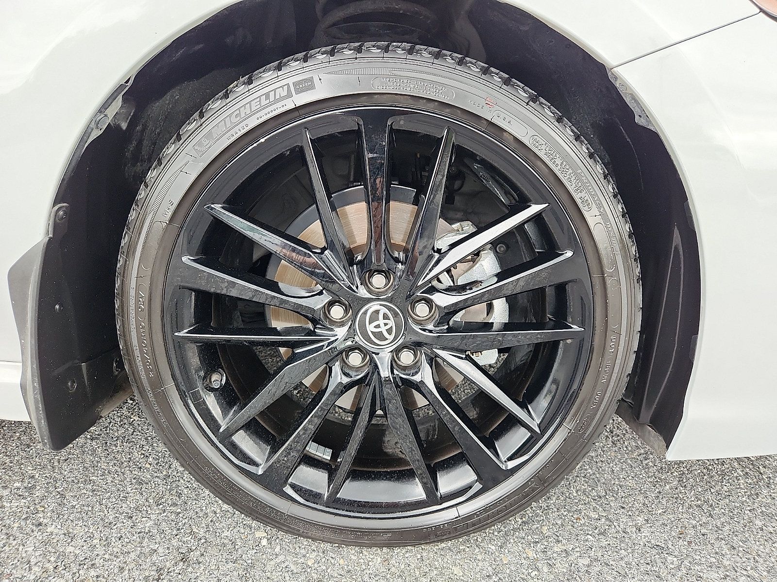 Used 2023 Toyota Camry XSE FWD image 8