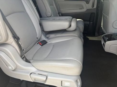 Used 2019 Honda Odyssey EX-L image 18