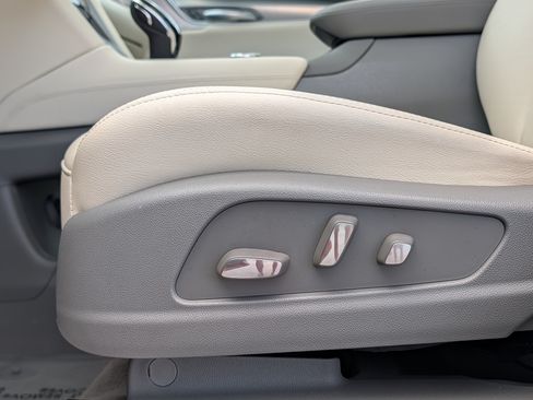 Used 2024 Cadillac XT5 Premium Luxury w/ LPO, Floor Liner Package FWD image 23