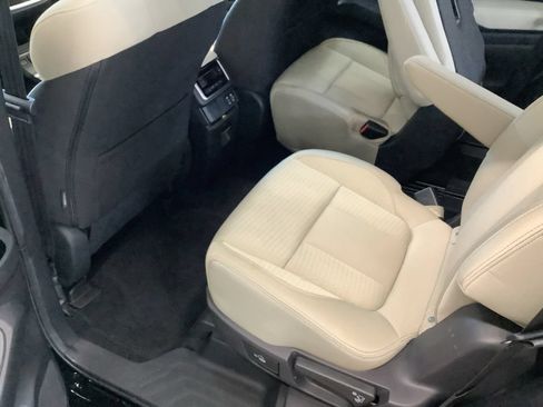 Certified 2023 Subaru Ascent Premium w/ Convenience Package AWD/4WD image 16