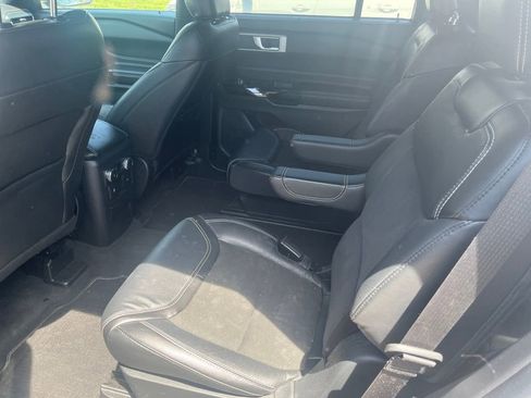 Used 2022 Ford Explorer ST w/ ST Street Pack AWD/4WD image 4