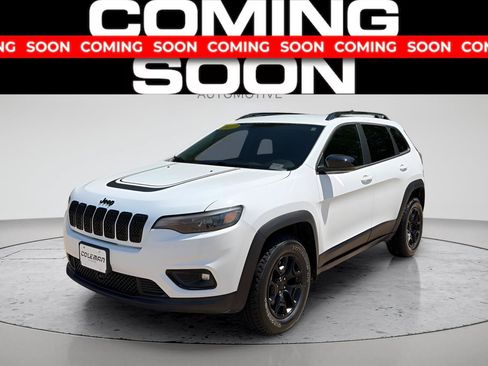 Used 2022 Jeep Cherokee Latitude AWD/4WD image 1