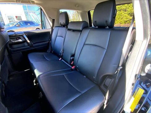 Used 2024 Toyota 4Runner TRD Off-Road Premium image 20