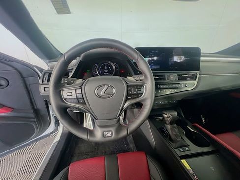 Used 2025 Lexus ES 300h F Sport w/ Accessory Package (Z2) FWD image 14