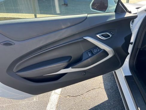 Used 2022 Chevrolet Camaro LT w/ RS Package RWD image 8