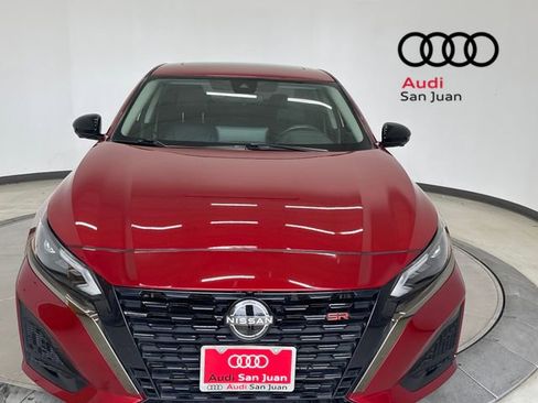 Used 2023 Nissan Altima 2.0 SR image 2