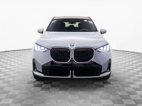 Certified 2025 BMW X3 xDrive30i w/ Premium Package image 8
