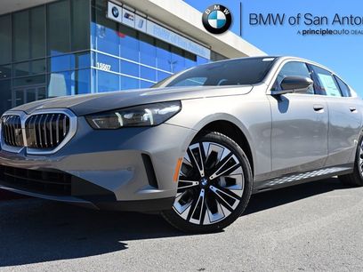 New 2026 BMW 530i w/ Premium Package