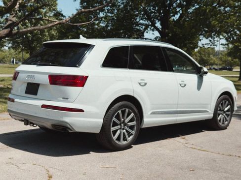 Used 2019 Audi Q7 2.0T Premium Plus w/ Premium Plus Package AWD/4WD image 38