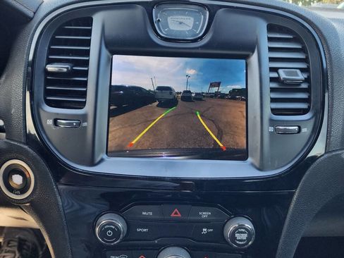 Used 2017 Chrysler 300 S w/ S Model Appearance Package RWD image 13
