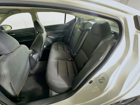 Used 2025 Nissan Altima 2.5 SV image 26