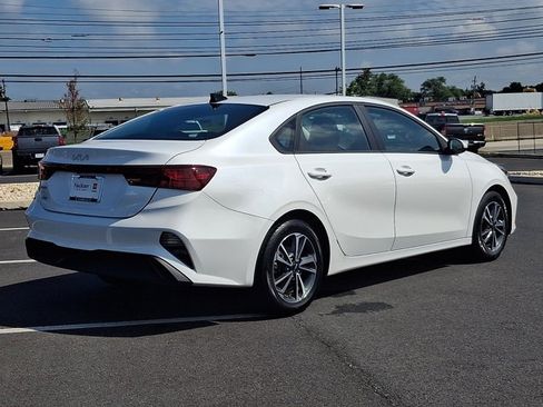 Used 2024 Kia Forte LXS FWD image 6