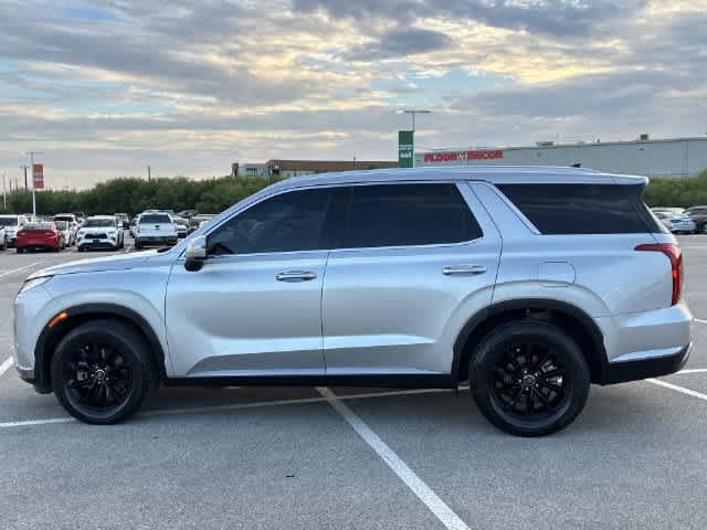 Used 2024 Hyundai Palisade SEL FWD image 3