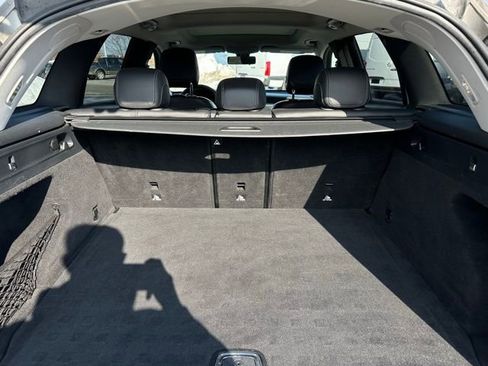 Used 2021 Mercedes-Benz GLC 300 4MATIC image 9