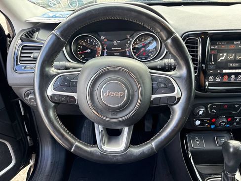 Used 2018 Jeep Compass Limited w/ Safe & Security Group FWD image 21