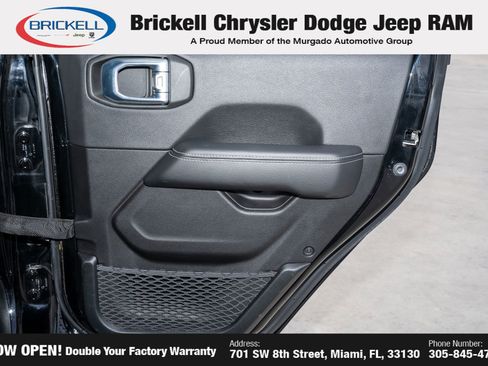 Used 2023 Jeep Wrangler Unlimited Sahara w/ Cold Weather Group AWD/4WD image 14