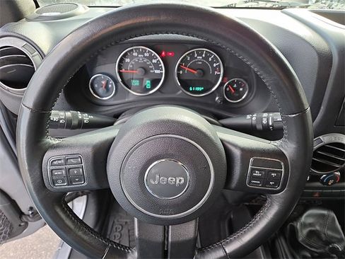 Used 2016 Jeep Wrangler Sport image 18