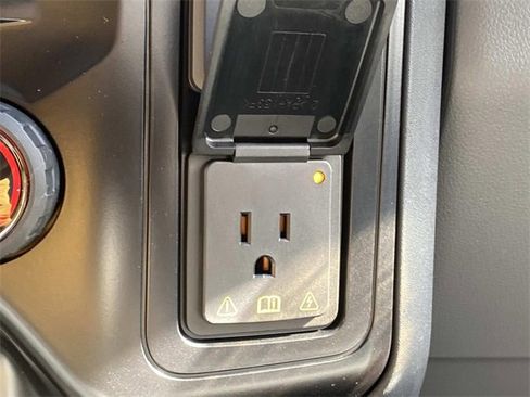 New 2026 Ford F550 4x4 Crew Cab image 24