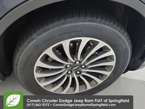 Used 2023 Lincoln Aviator Reserve w/ Elements Package Plus AWD/4WD image 36