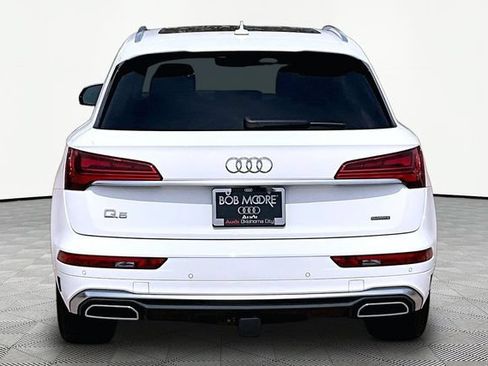 Used 2023 Audi Q5 2.0T Premium Plus w/ Premium Plus Package AWD/4WD image 4