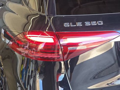 Used 2024 Mercedes-Benz GLE 350 4MATIC image 37