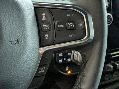 New 2026 RAM 1500 Laramie AWD/4WD image 21