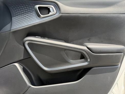 Certified 2023 Kia Soul EX FWD image 39