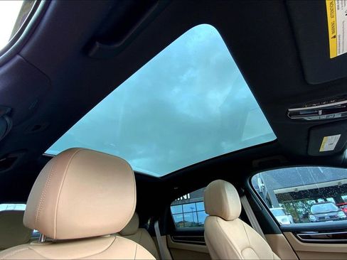 Used 2023 Porsche Cayenne S image 22