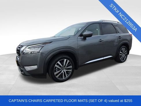 Used 2022 Nissan Pathfinder Platinum w/ Cargo Package image 3
