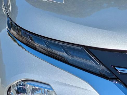 New 2025 Mitsubishi Outlander ES image 11