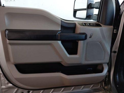 Used 2022 Ford F250 XL w/ Power Equipment Group RWD image 23