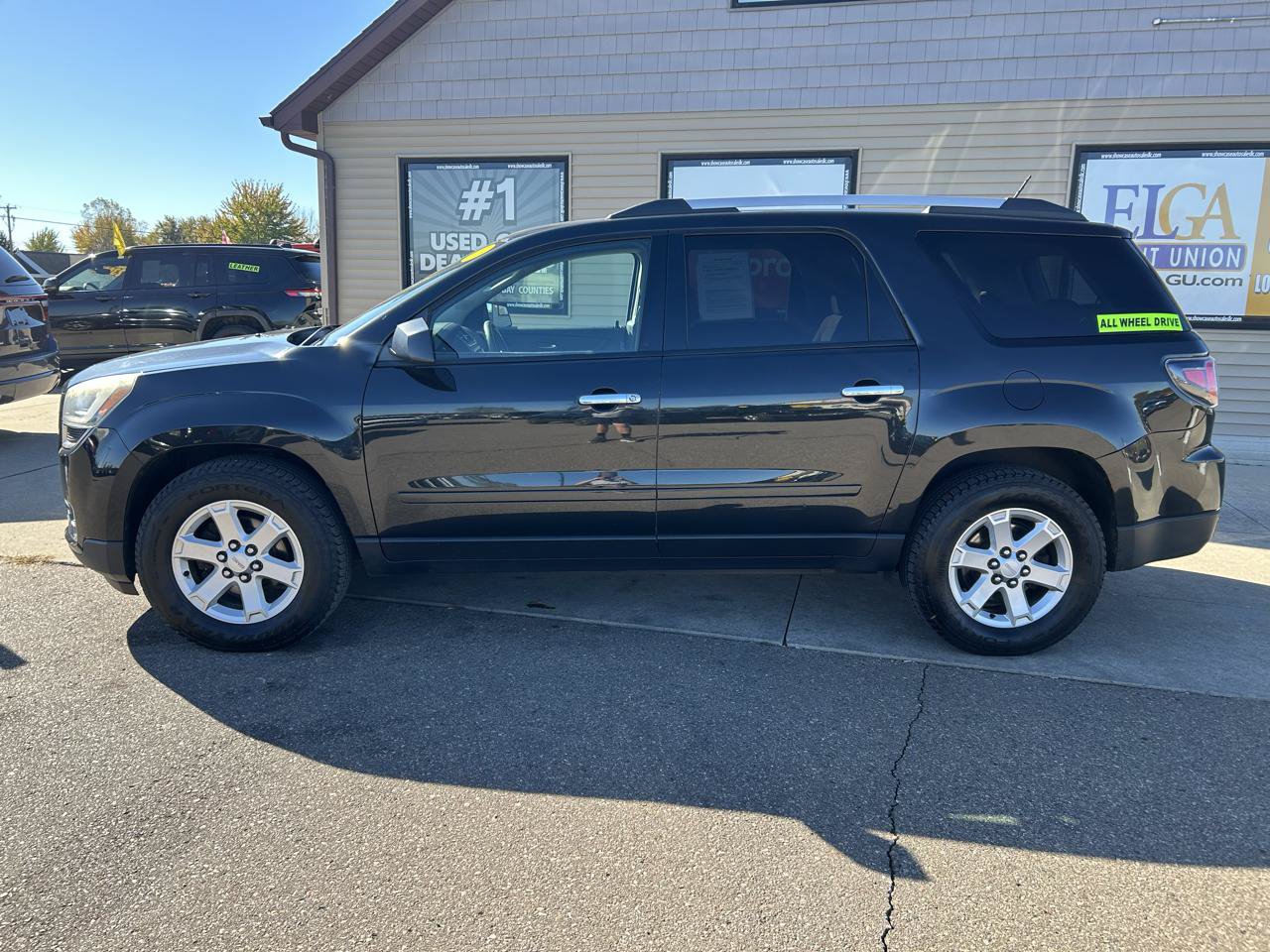 Used 2015 GMC Acadia SLE AWD/4WD image 8