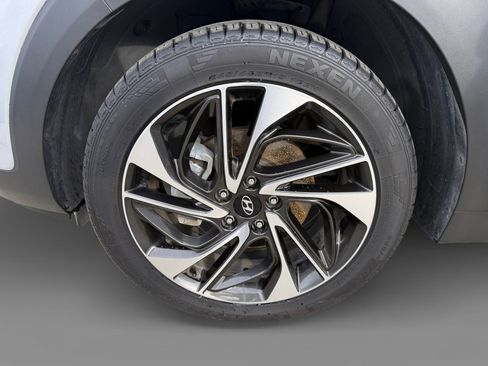 Used 2019 Hyundai Tucson Sport image 9