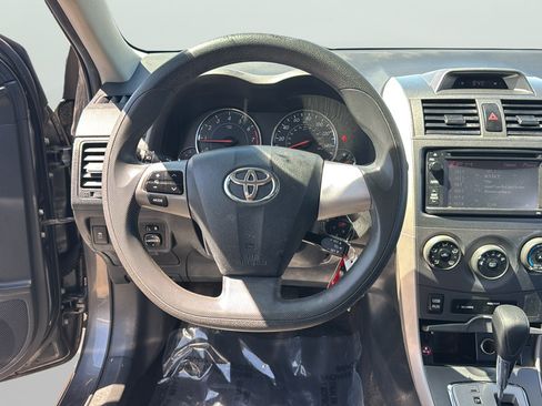 Used 2013 Toyota Corolla S FWD image 16