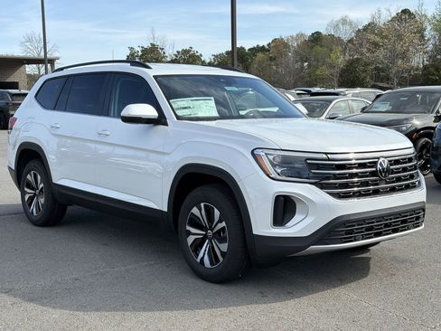 New 2026 Volkswagen Atlas SE FWD image 7