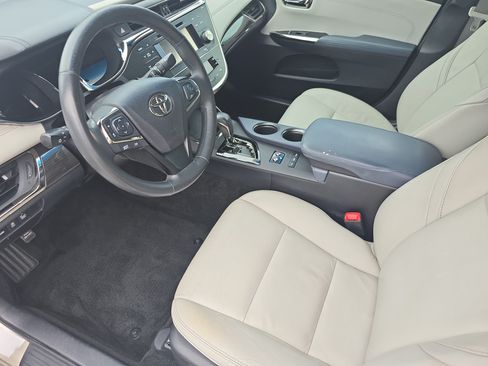 Used 2014 Toyota Avalon XLE Touring FWD image 15