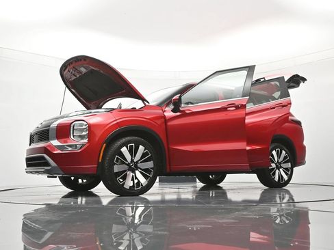 Used 2025 Mitsubishi Outlander SEL FWD image 51