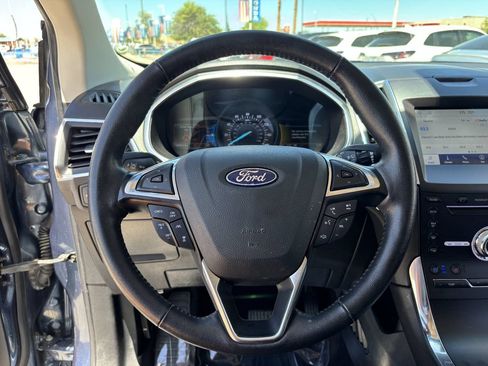 Used 2019 Ford Edge Titanium w/ Equipment Group 301A FWD image 24