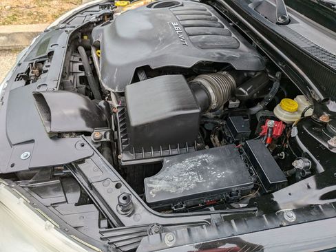 Used 2011 Chrysler 200 Limited FWD image 26
