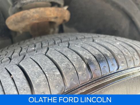 Used 2014 Ford Fiesta SE w/ Equipment Group 201A FWD image 29