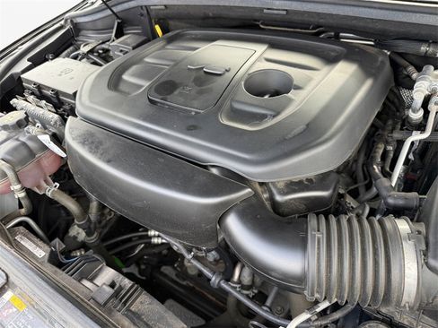 Used 2022 Dodge Durango SXT w/ Anodized Platinum Package image 22