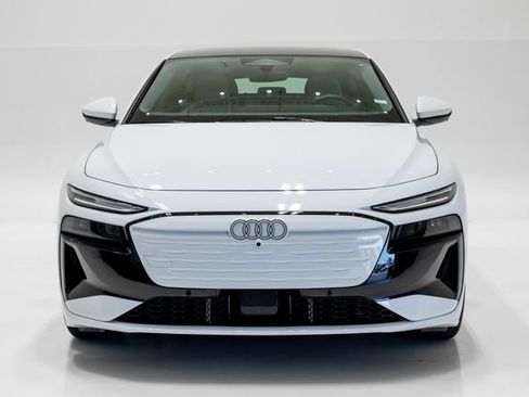 Used 2025 Audi A6 e-tron Premium w/ Ultra Package AWD/4WD image 4