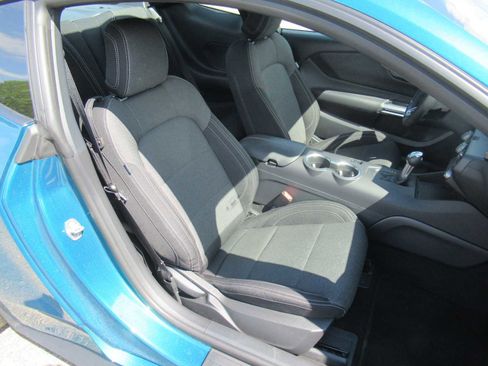 Used 2026 Ford Mustang Coupe image 17