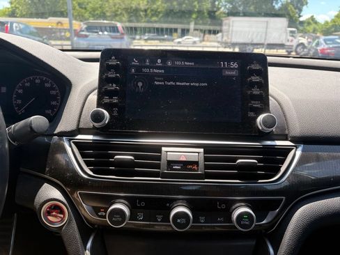 Used 2018 Honda Accord Sport image 8
