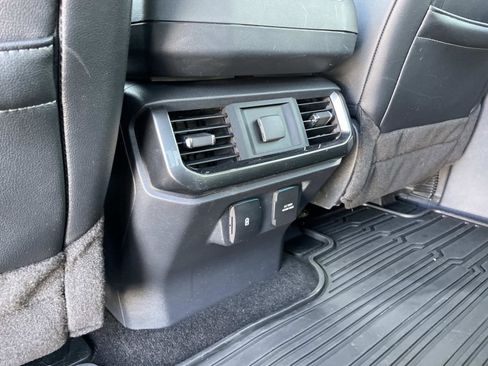 Used 2022 Ford F150 Lariat AWD/4WD image 16