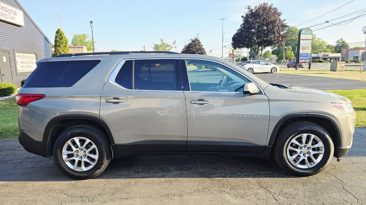 Used 2019 Chevrolet Traverse LT AWD/4WD image 7