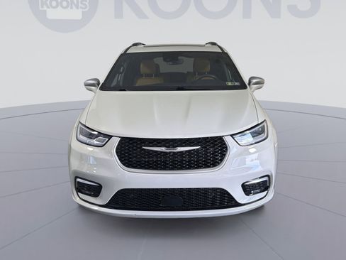 Used 2021 Chrysler Pacifica Pinnacle image 11