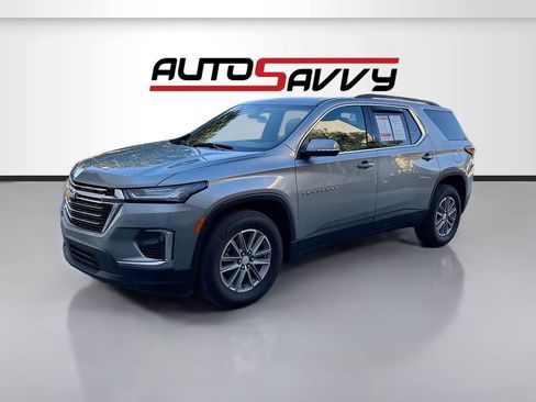 Used 2023 Chevrolet Traverse LT AWD/4WD image 3